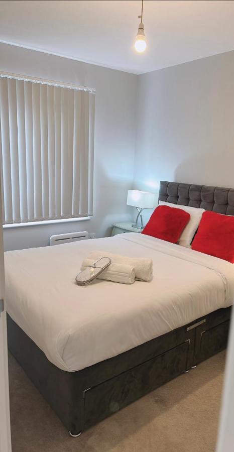 Mnitri Apartment Luton  Dış mekan fotoğraf